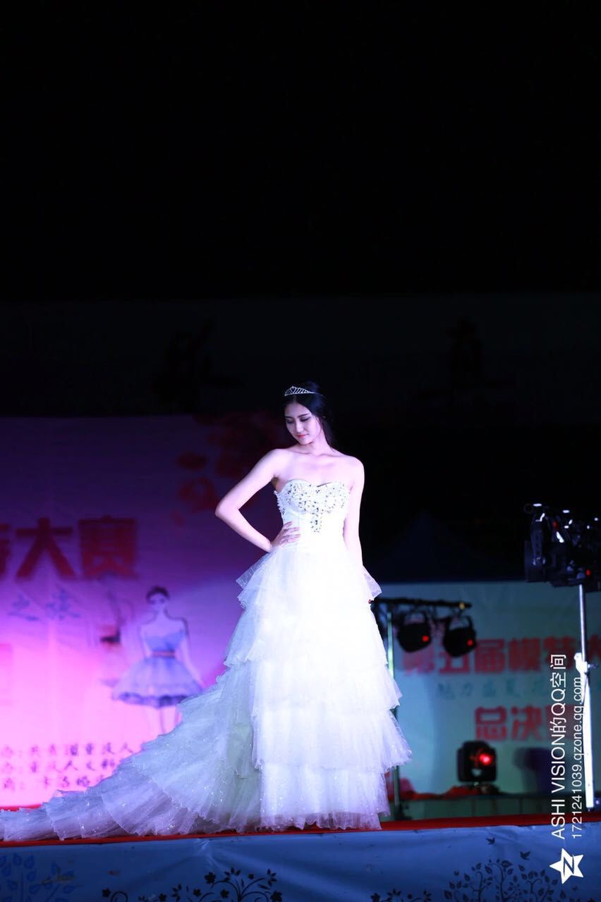 2016模特大赛选手风采_走进人科_重庆人文科技学院欢迎你!